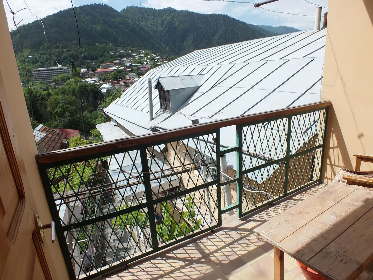 Guest House Khatuna Bordschomi Exterior foto